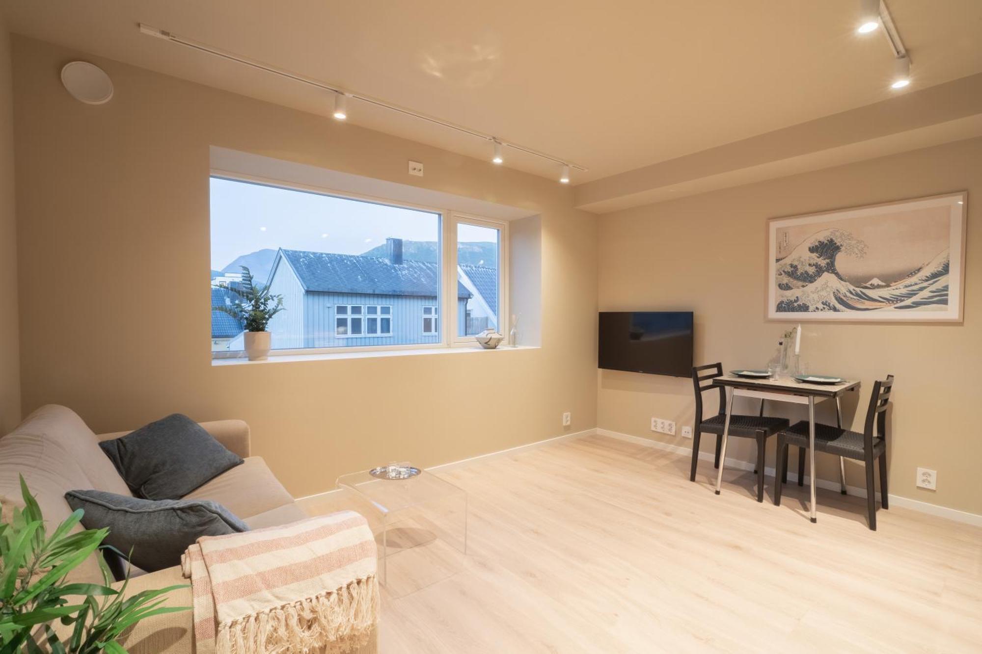 Elegant And Comfy Apartment トロムソ エクステリア 写真